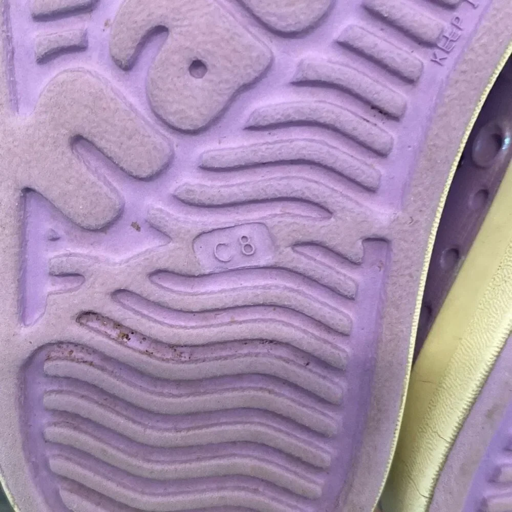 Native Jeffersons kid size 8